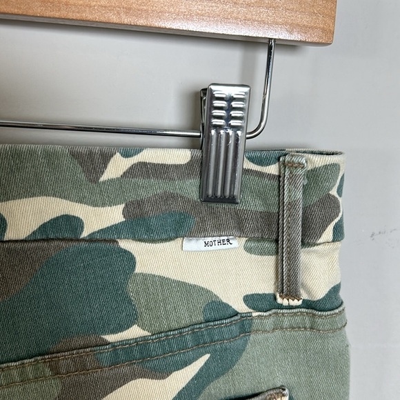 MOTHER High Waisted Looker Ankle Fray See Me Stretch Camo Green Sz 29 - Picture 11 of 16